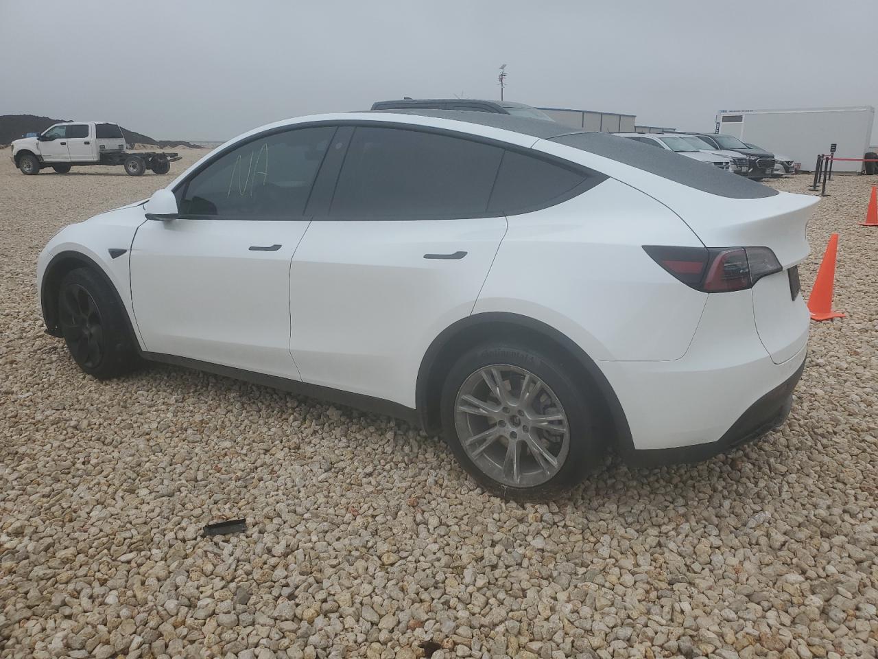 Photo 1 VIN: 7SAYGDEE4PA041852 - TESLA MODEL Y 