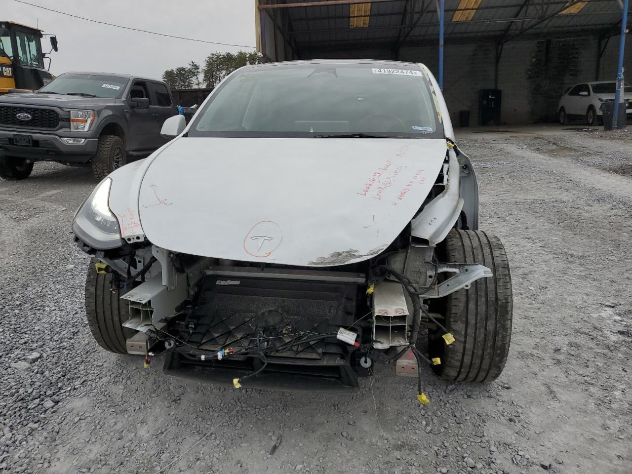 Photo 4 VIN: 7SAYGDEE4PA059512 - TESLA MODEL Y 