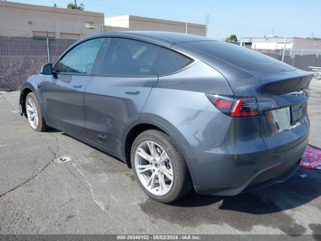 Photo 2 VIN: 7SAYGDEE4PA069327 - TESLA MODEL Y 