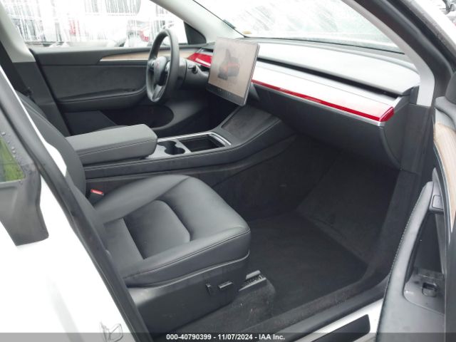 Photo 4 VIN: 7SAYGDEE4PA082028 - TESLA MODEL Y 