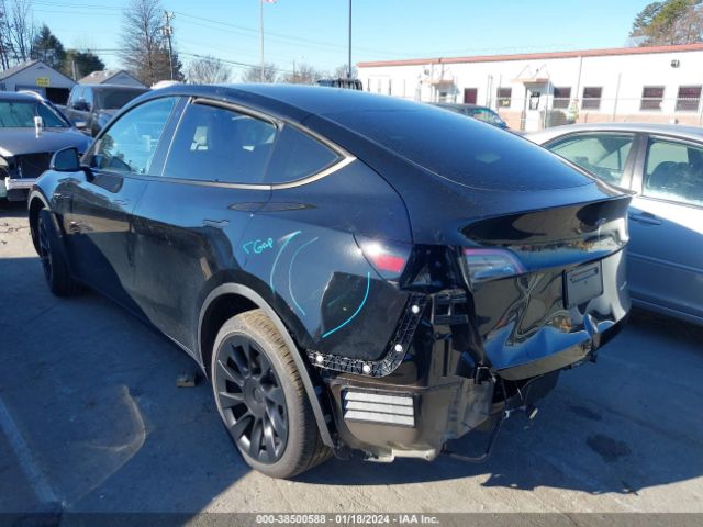 Photo 2 VIN: 7SAYGDEE4PA084524 - TESLA MODEL Y 