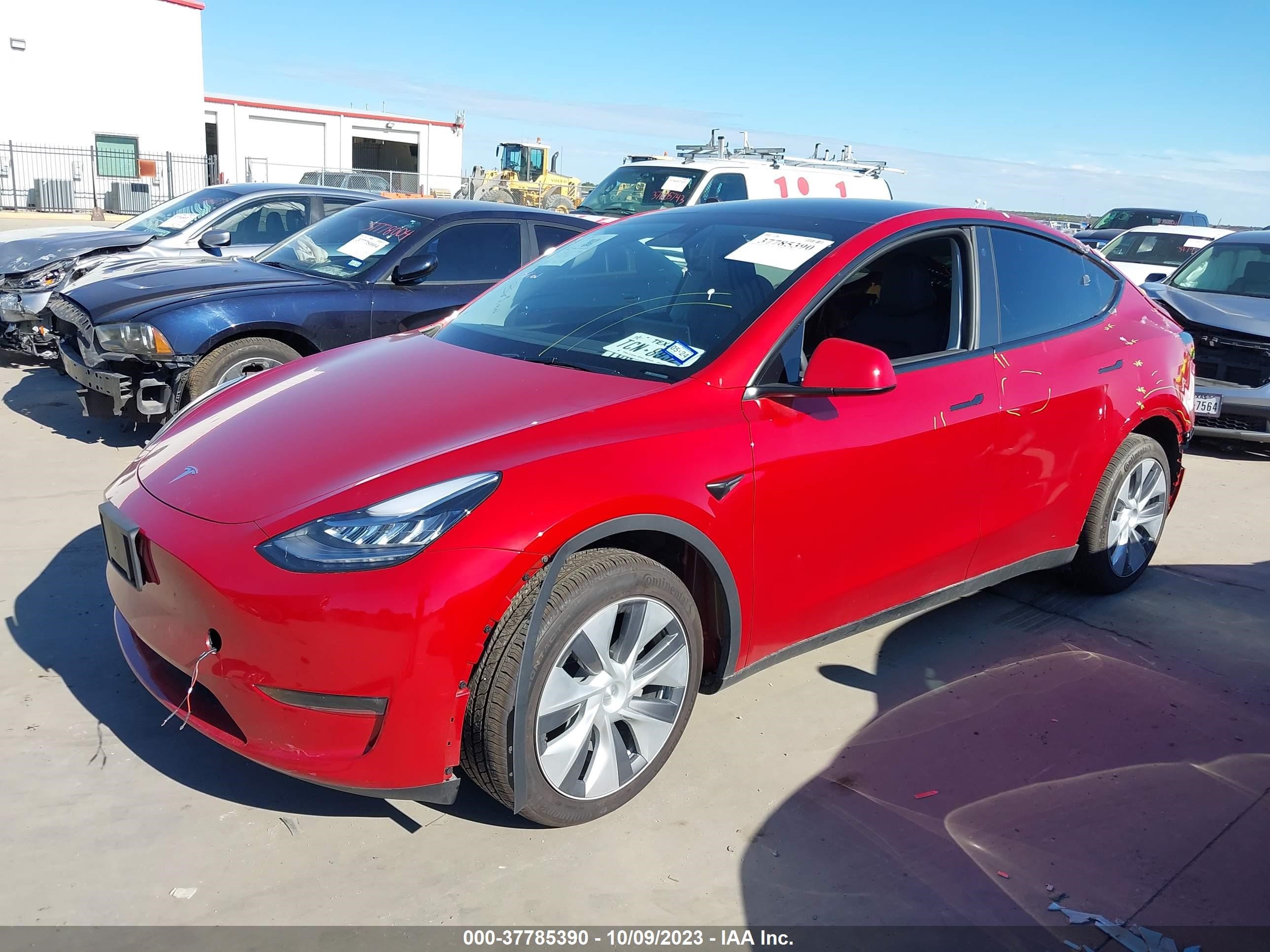 Photo 1 VIN: 7SAYGDEE4PA102858 - TESLA MODEL Y 