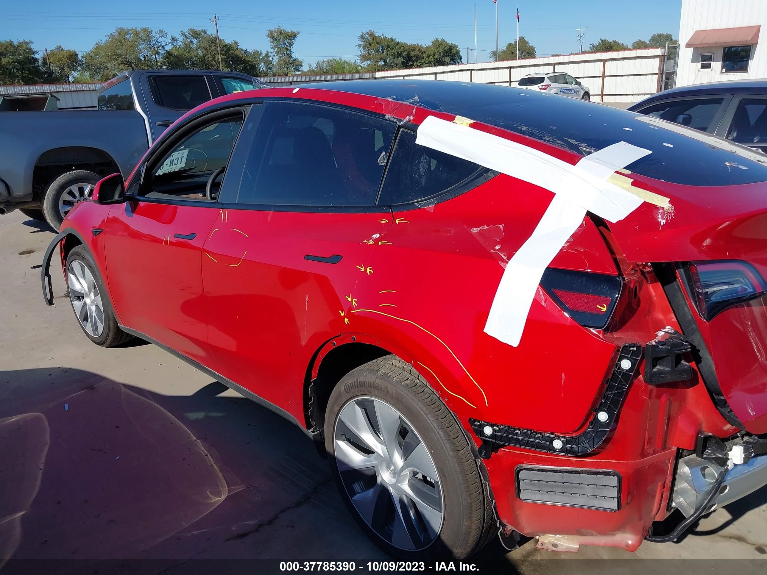 Photo 12 VIN: 7SAYGDEE4PA102858 - TESLA MODEL Y 