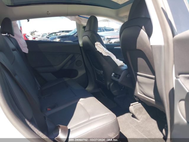 Photo 7 VIN: 7SAYGDEE4PA108062 - TESLA MODEL Y 