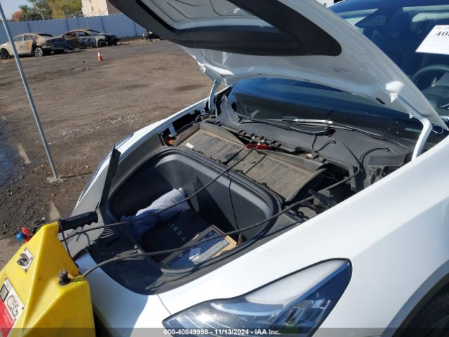 Photo 9 VIN: 7SAYGDEE4PA136010 - TESLA MODEL Y 