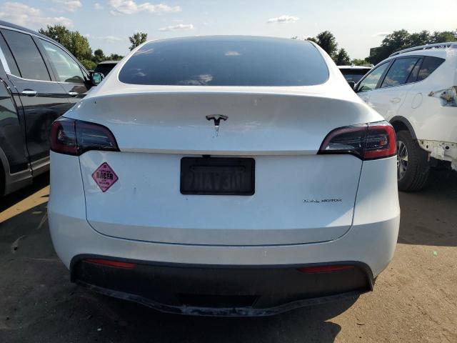 Photo 5 VIN: 7SAYGDEE4PA136170 - TESLA MODEL Y 