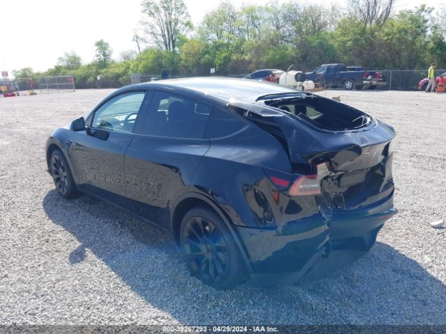 Photo 2 VIN: 7SAYGDEE4PA153681 - TESLA MODEL Y 