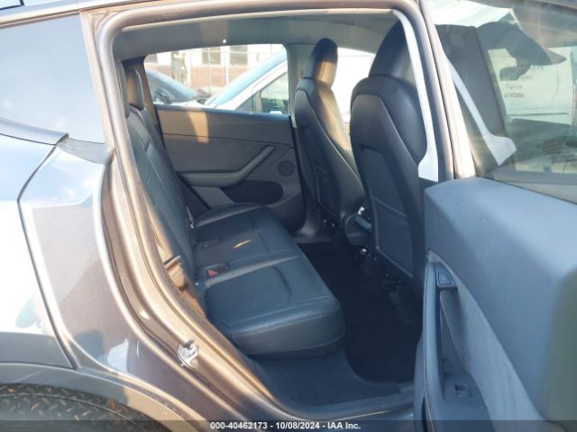 Photo 7 VIN: 7SAYGDEE4PA170738 - TESLA MODEL Y 