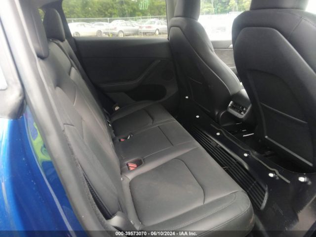 Photo 7 VIN: 7SAYGDEE4PA175986 - TESLA MODEL Y 