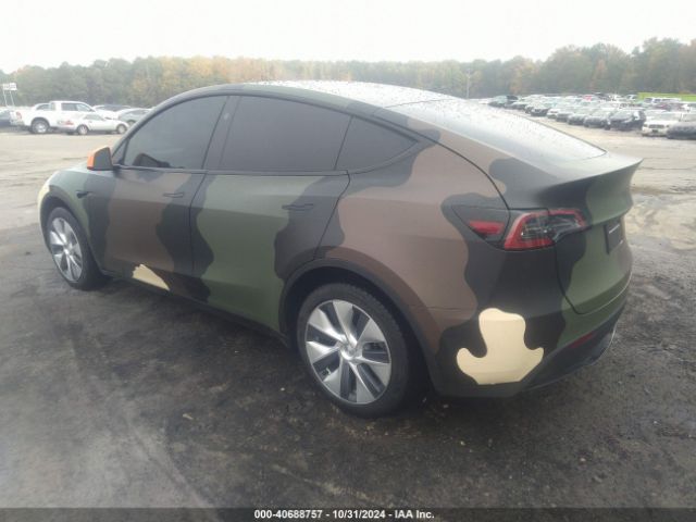 Photo 2 VIN: 7SAYGDEE4PA178726 - TESLA MODEL Y 