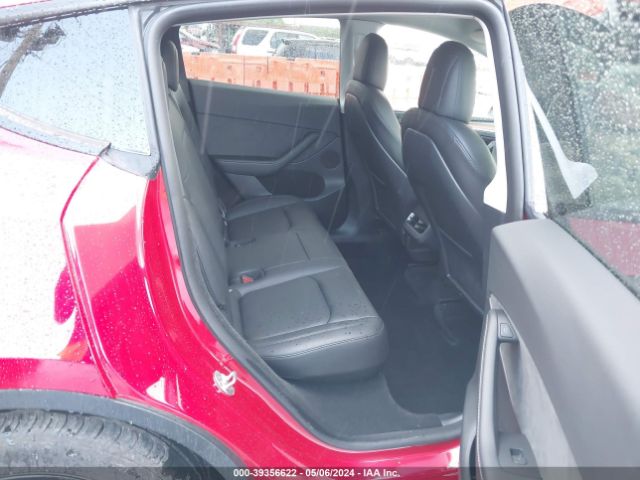 Photo 7 VIN: 7SAYGDEE4PF584279 - TESLA MODEL Y 