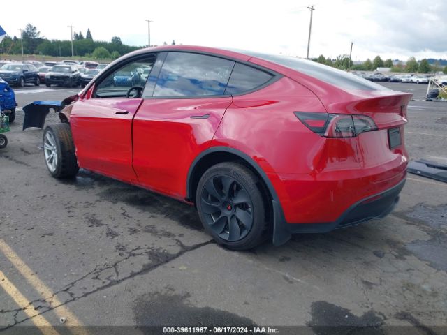 Photo 2 VIN: 7SAYGDEE4PF584279 - TESLA MODEL Y 