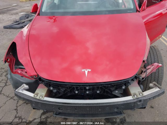 Photo 9 VIN: 7SAYGDEE4PF584279 - TESLA MODEL Y 