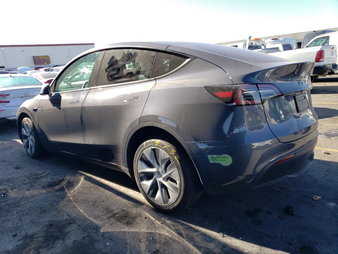 Photo 1 VIN: 7SAYGDEE4PF639961 - TESLA MODEL Y 