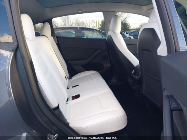 Photo 7 VIN: 7SAYGDEE4PF662883 - TESLA MODEL Y 