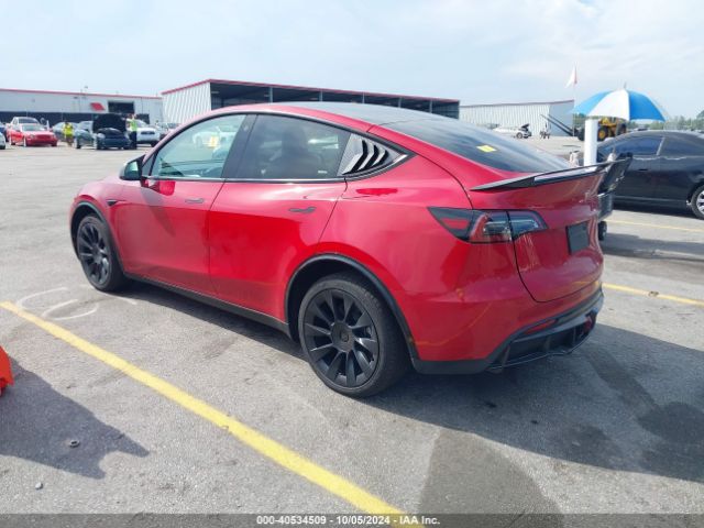 Photo 2 VIN: 7SAYGDEE4PF707613 - TESLA MODEL Y 