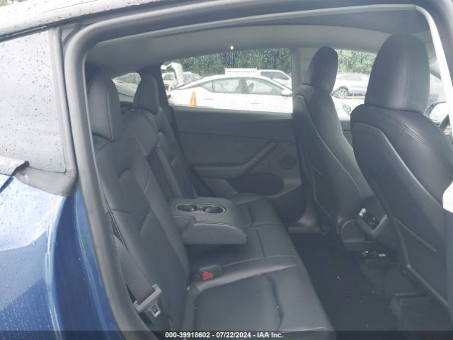 Photo 7 VIN: 7SAYGDEE4PF748114 - TESLA MODEL Y 