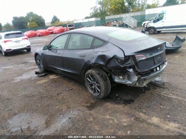 Photo 2 VIN: 7SAYGDEE4PF764121 - TESLA MODEL Y 