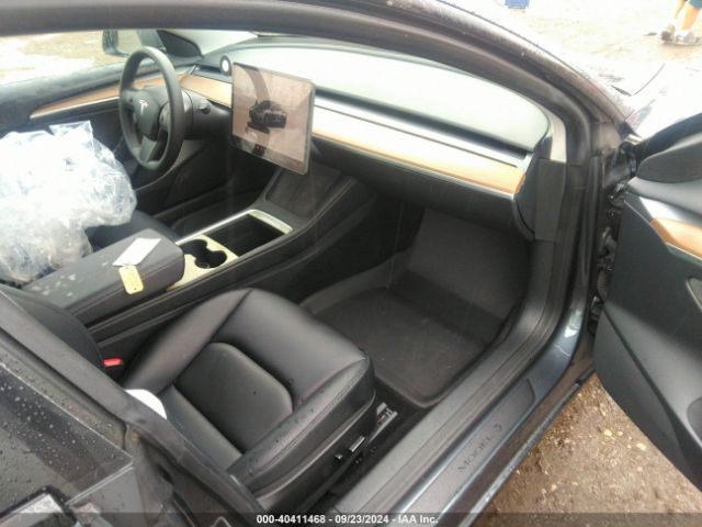 Photo 4 VIN: 7SAYGDEE4PF764121 - TESLA MODEL Y 