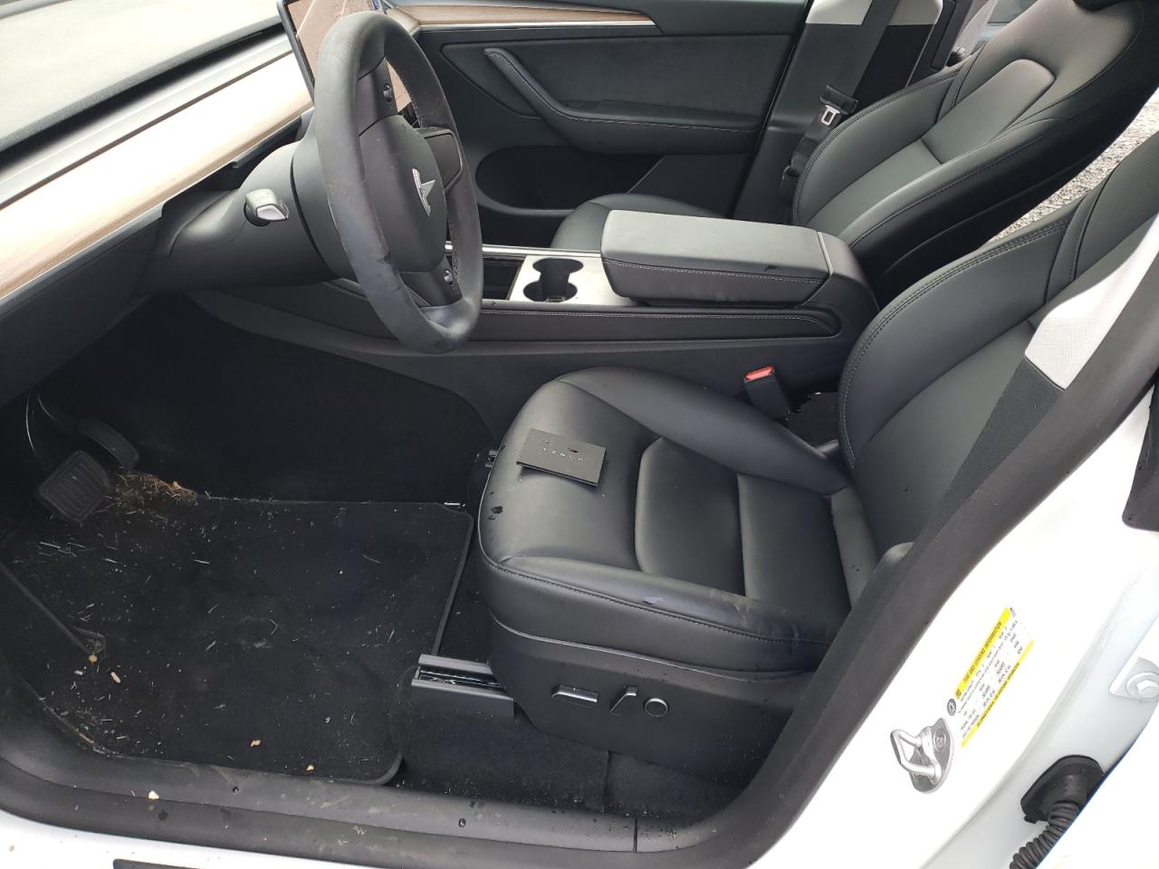 Photo 6 VIN: 7SAYGDEE4PF807212 - TESLA MODEL Y 