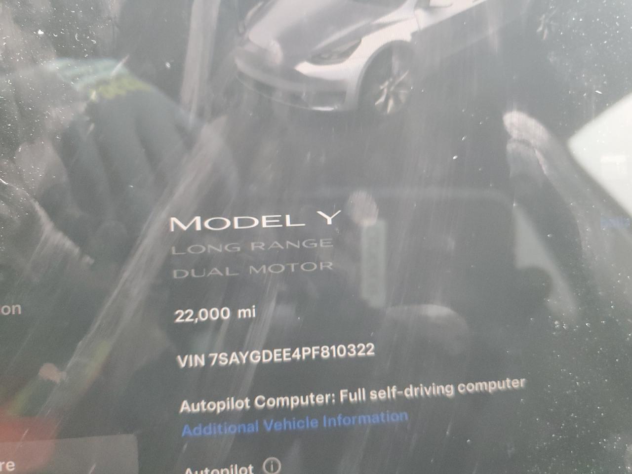 Photo 8 VIN: 7SAYGDEE4PF810322 - TESLA MODEL Y 