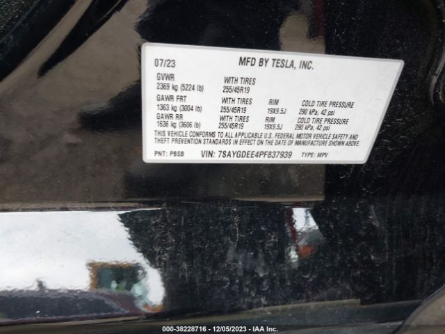 Photo 8 VIN: 7SAYGDEE4PF837939 - TESLA MODEL Y 