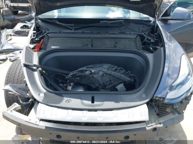 Photo 9 VIN: 7SAYGDEE4PF870763 - TESLA MODEL Y 