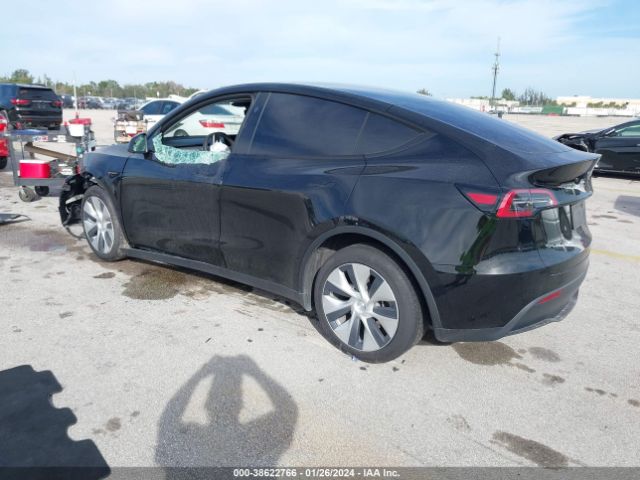 Photo 2 VIN: 7SAYGDEE4PF883996 - TESLA MODEL Y 