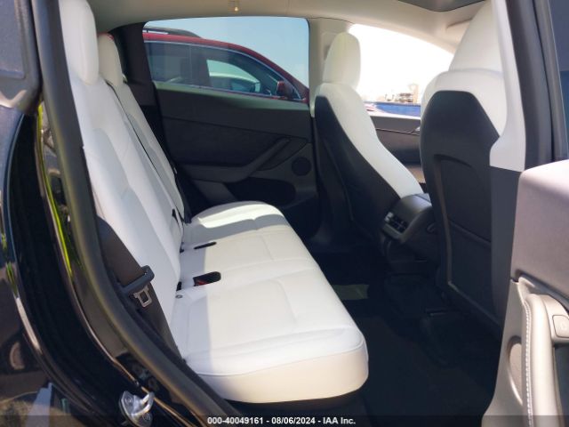 Photo 7 VIN: 7SAYGDEE4PF922134 - TESLA MODEL Y 