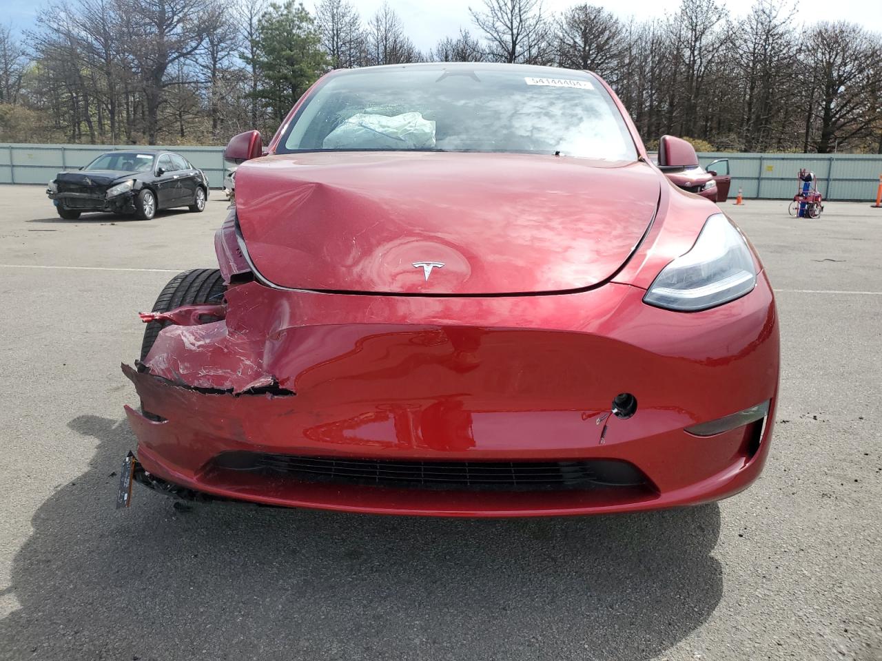 Photo 4 VIN: 7SAYGDEE4RF040030 - TESLA MODEL Y 