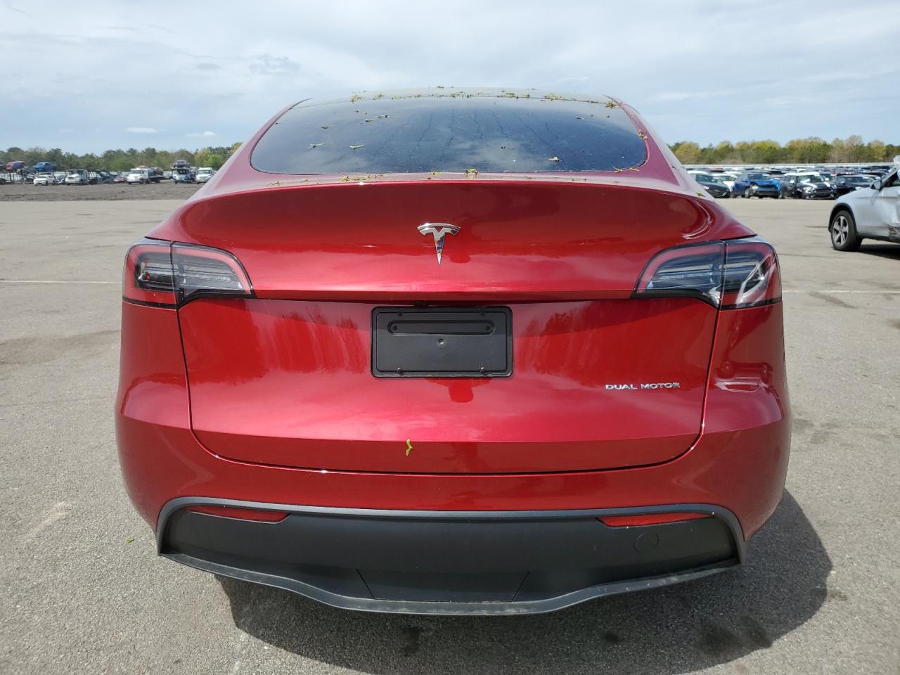 Photo 5 VIN: 7SAYGDEE4RF040030 - TESLA MODEL Y 