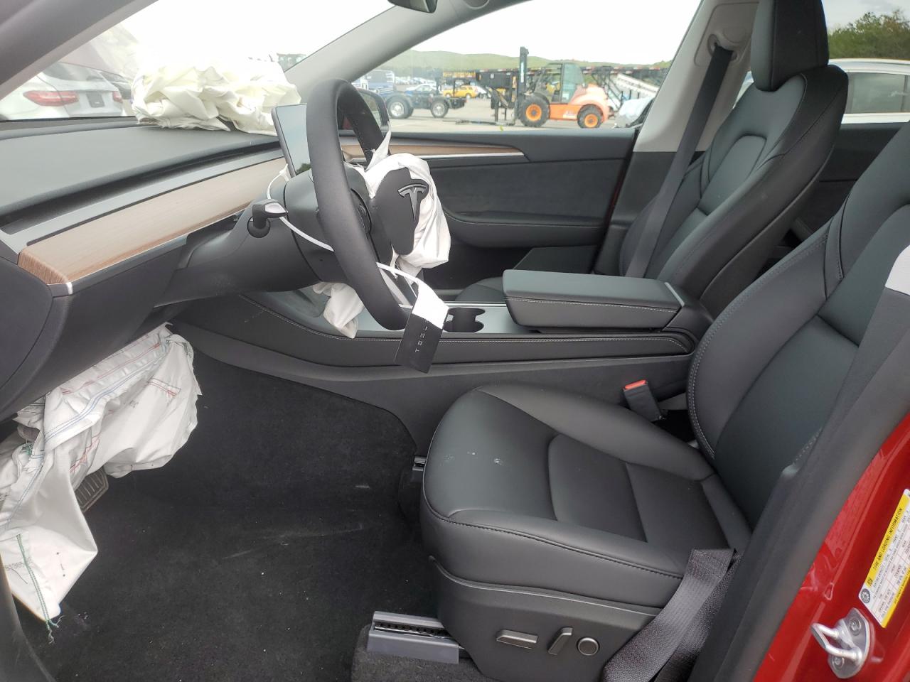 Photo 6 VIN: 7SAYGDEE4RF040030 - TESLA MODEL Y 