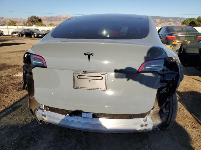 Photo 5 VIN: 7SAYGDEE4RF990565 - TESLA MODEL Y 