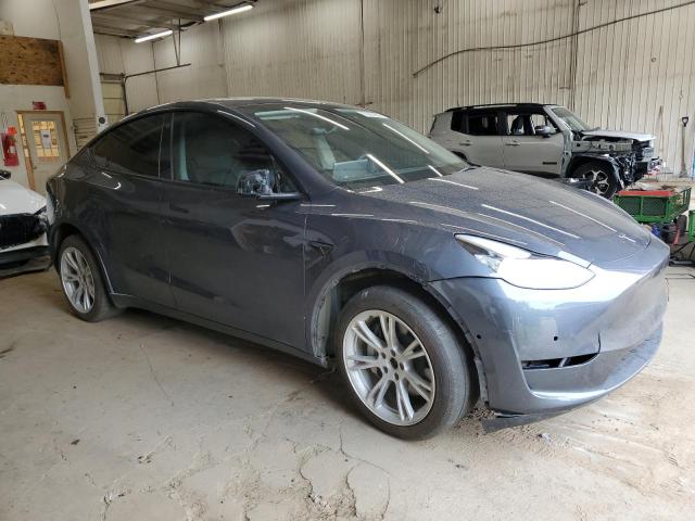 Photo 3 VIN: 7SAYGDEE5NA005715 - TESLA MODEL Y 