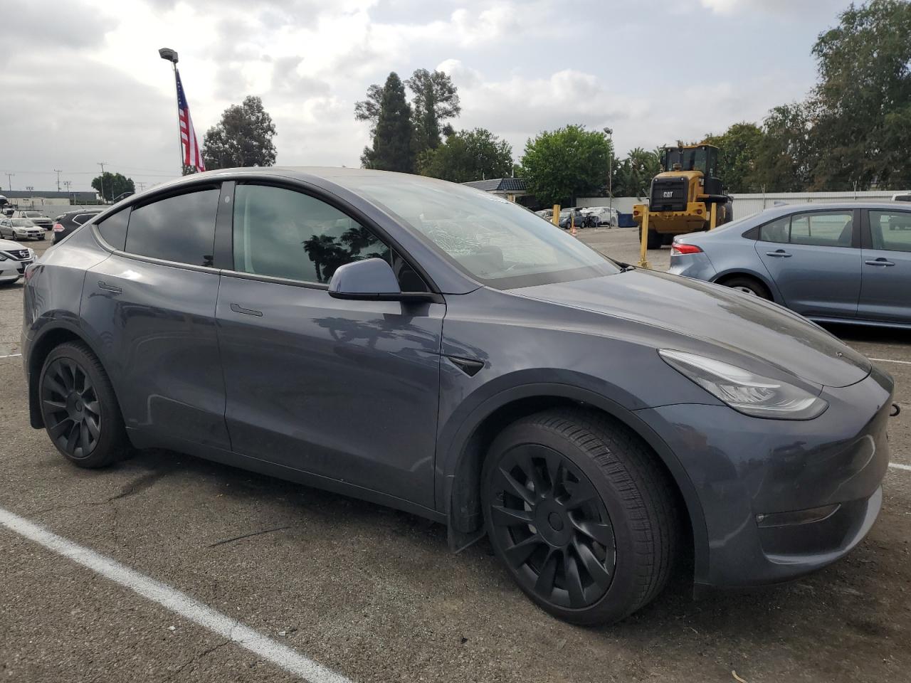 Photo 3 VIN: 7SAYGDEE5NF313549 - TESLA MODEL Y 