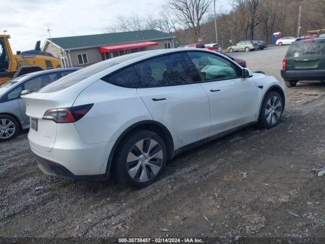 Photo 3 VIN: 7SAYGDEE5NF331548 - TESLA MODEL Y 