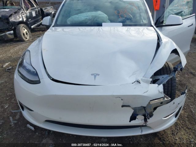 Photo 9 VIN: 7SAYGDEE5NF331548 - TESLA MODEL Y 