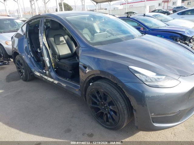 Photo 5 VIN: 7SAYGDEE5NF343506 - TESLA MODEL Y 