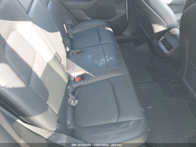 Photo 7 VIN: 7SAYGDEE5NF449860 - TESLA MODEL Y 