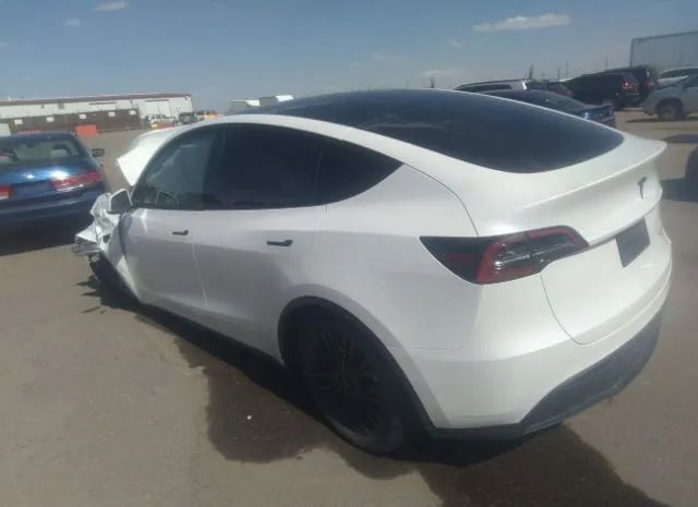 Photo 2 VIN: 7SAYGDEE5NF547013 - TESLA MODEL Y 