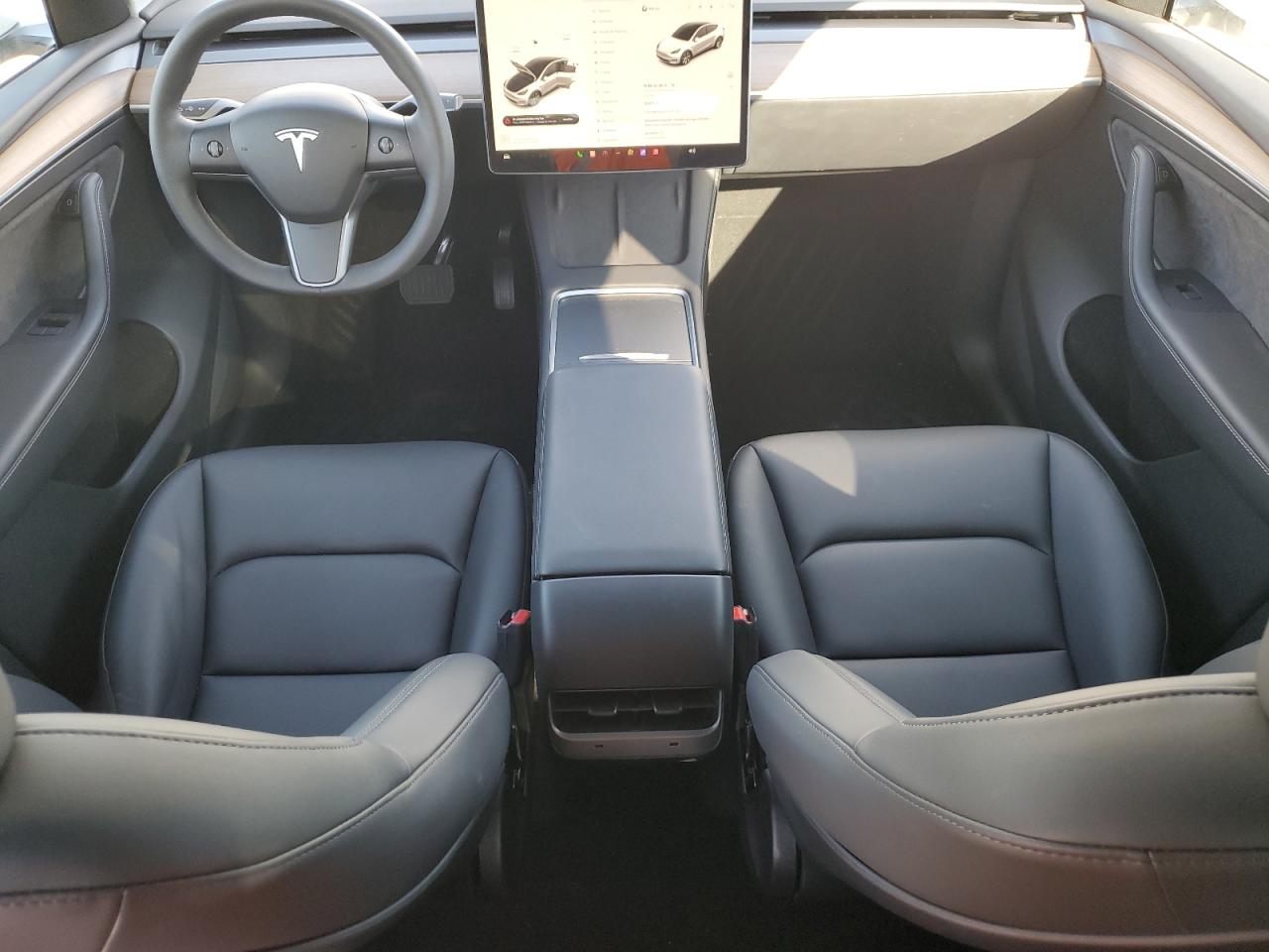 Photo 7 VIN: 7SAYGDEE5PA023862 - TESLA MODEL Y 