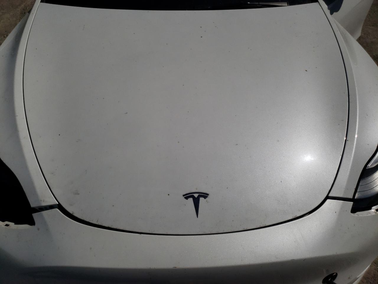 Photo 10 VIN: 7SAYGDEE5PA027541 - TESLA MODEL Y 