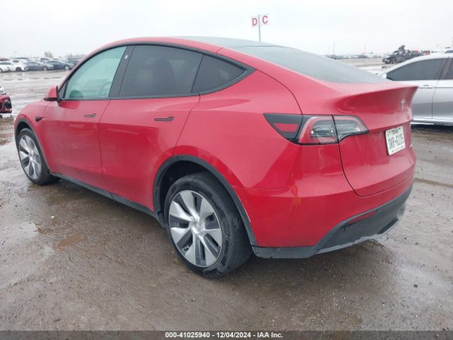 Photo 2 VIN: 7SAYGDEE5PA030746 - TESLA MODEL Y 