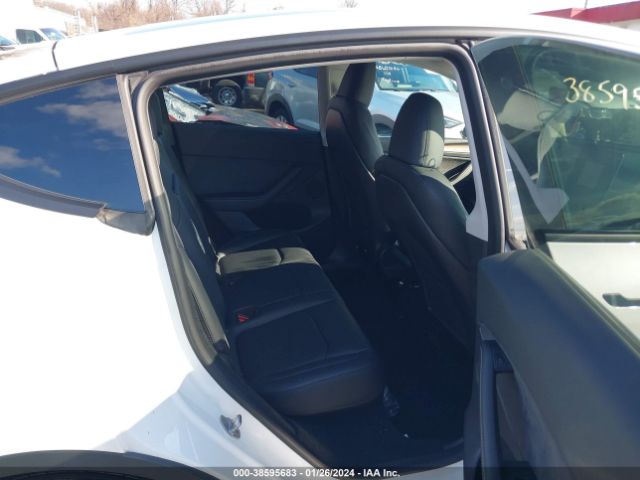 Photo 7 VIN: 7SAYGDEE5PA038359 - TESLA MODEL Y 