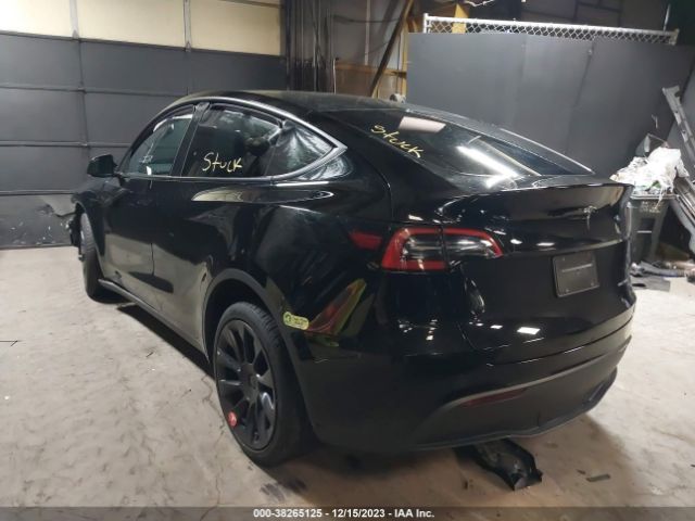 Photo 2 VIN: 7SAYGDEE5PA043724 - TESLA MODEL Y 