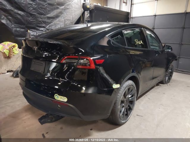 Photo 3 VIN: 7SAYGDEE5PA043724 - TESLA MODEL Y 