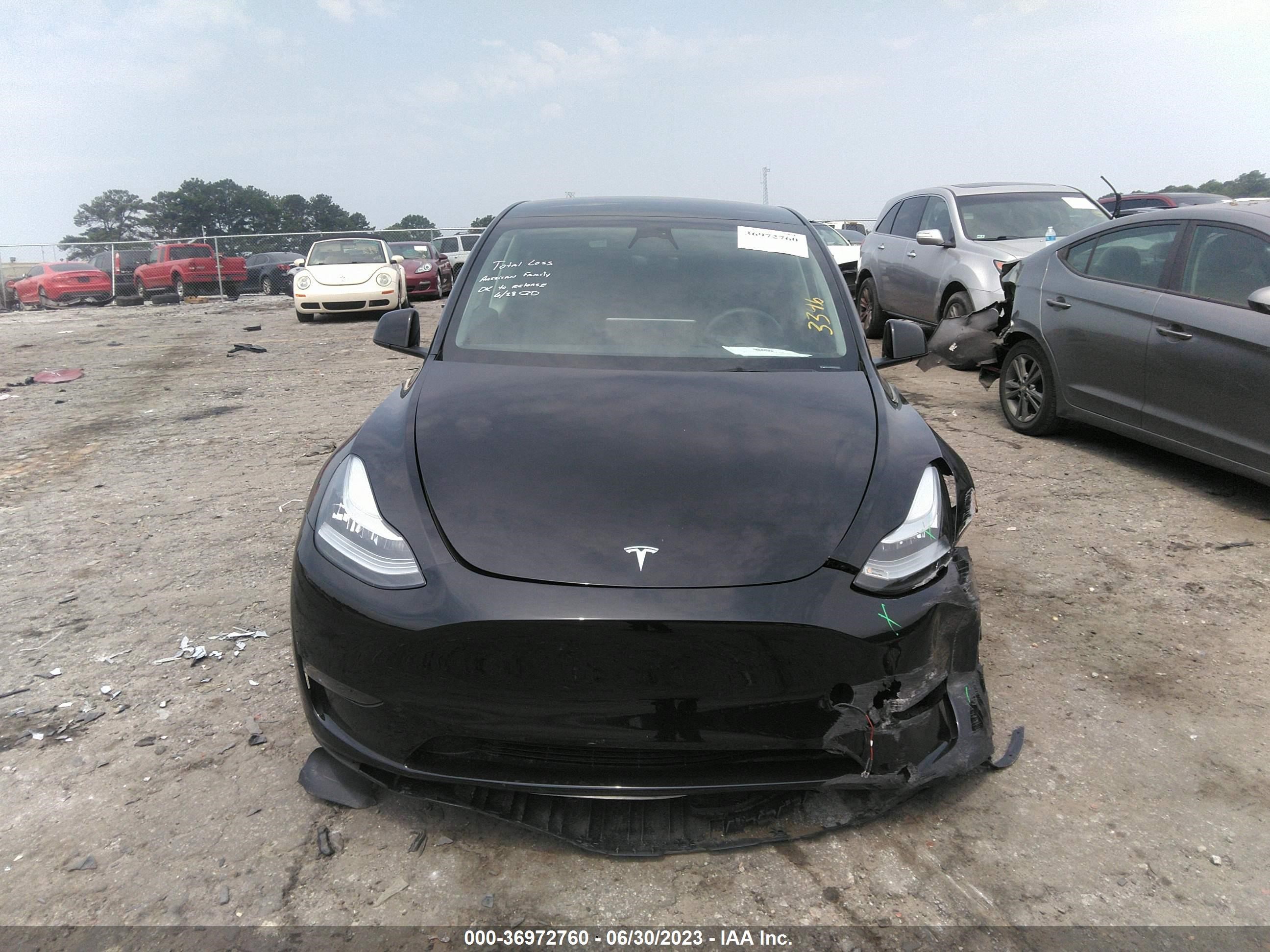 Photo 10 VIN: 7SAYGDEE5PA053346 - TESLA MODEL Y 