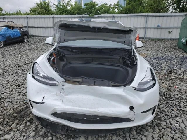 Photo 4 VIN: 7SAYGDEE5PA054528 - TESLA MODEL Y 