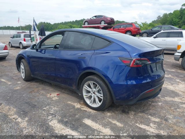 Photo 2 VIN: 7SAYGDEE5PA060314 - TESLA MODEL Y 