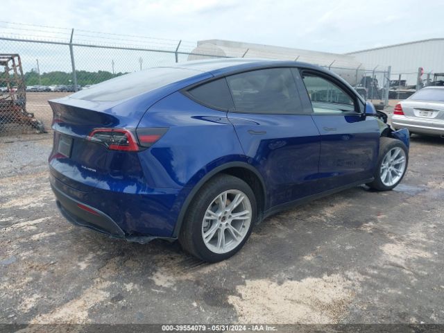 Photo 3 VIN: 7SAYGDEE5PA060314 - TESLA MODEL Y 